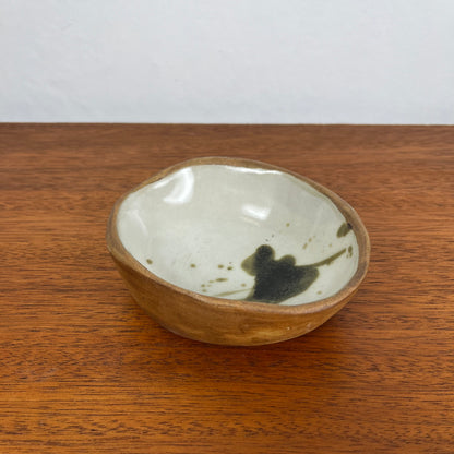 Set of 2 dishes / bowls "La Colombe", 1950/60