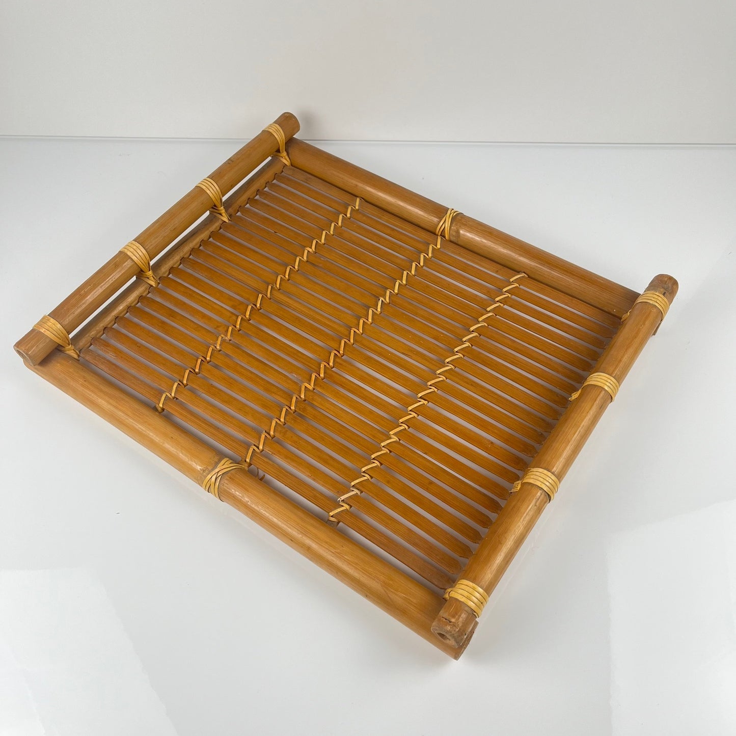 Plateau en bambou avec poignée, 1960/70