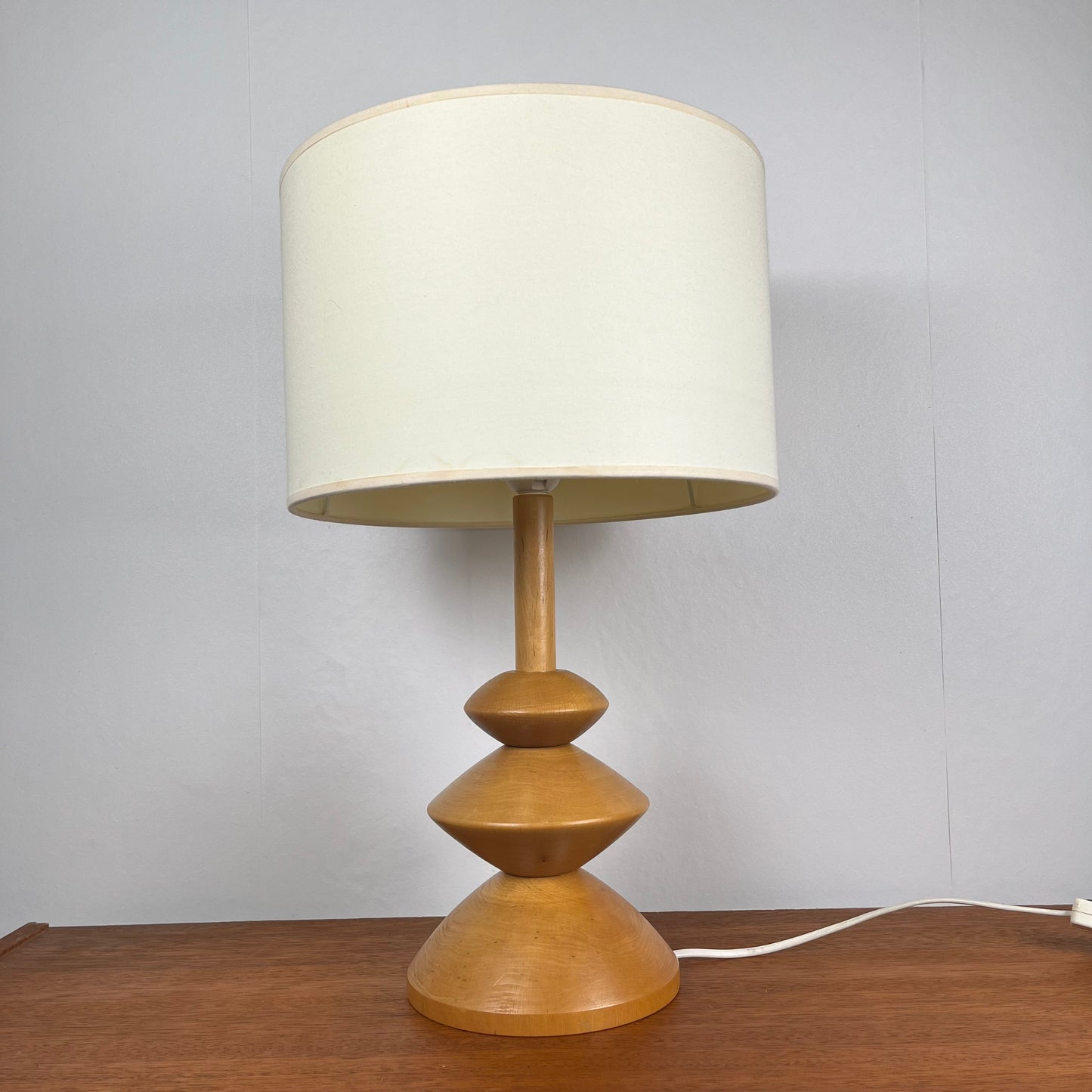 Lampe de table en bois clair, 1980