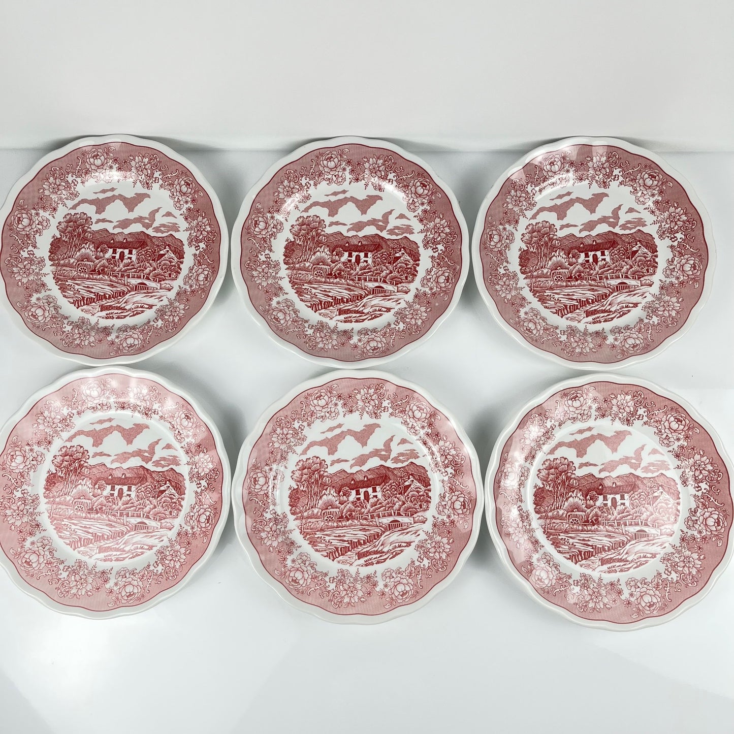 Set of 6 Italian English-style dessert plates, red pattern