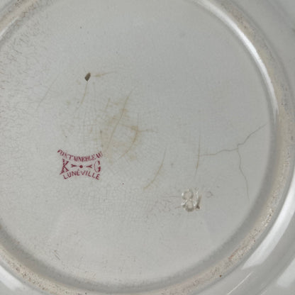 Round dish KG Lunéville "Fontainebleau", pink, late 19th century, ironstone