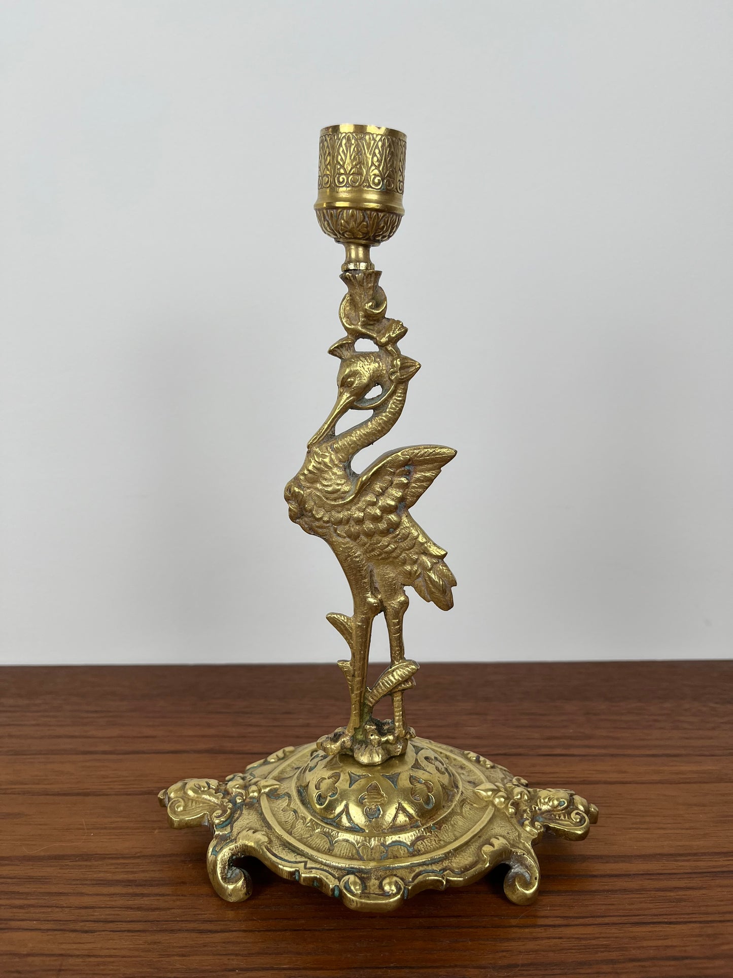 Paire de bougeoirs anciens héron laiton doré – style orientaliste Art déco