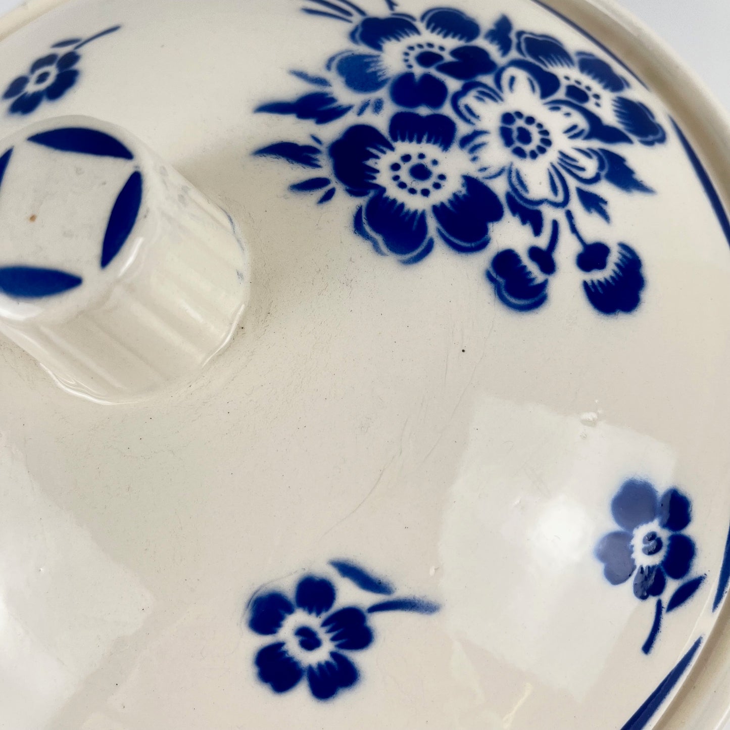 Badonviller Semi-Porcelain Soup Tureen, blue floral pattern, early 20th century
