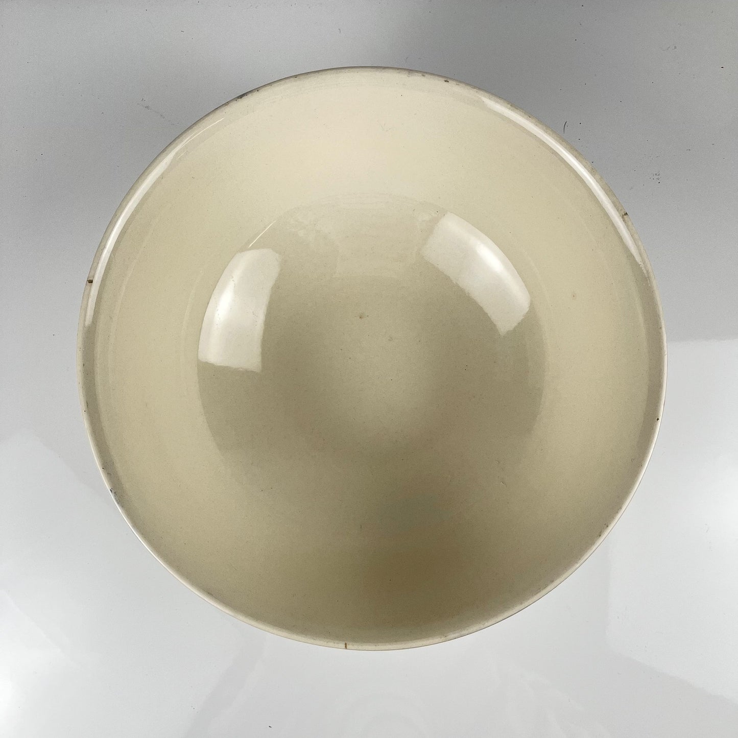 Saladier Demi-porcelaine Badonviller, motif fleurs bleu, début XXe