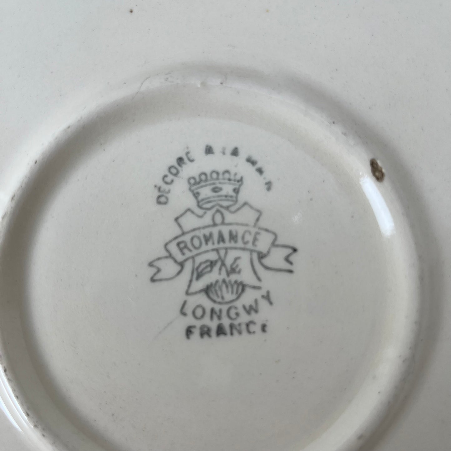 Plat à gateau Longwy modèle "Romance", début XXème s.