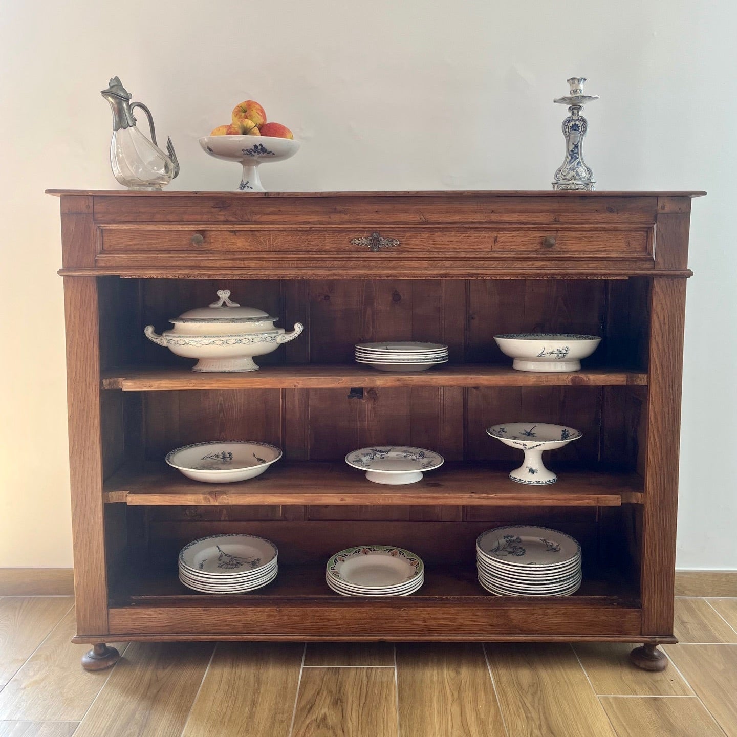 Buffet / vaisselier ouvert en chêne style campagne , 1930/50