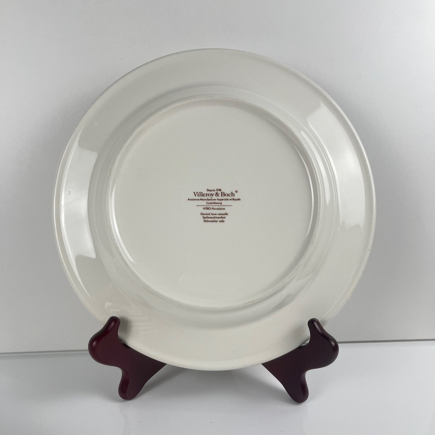 Lot de 6 assiettes plates Villeroy & boch, liseré bordeaux / violet, XXe