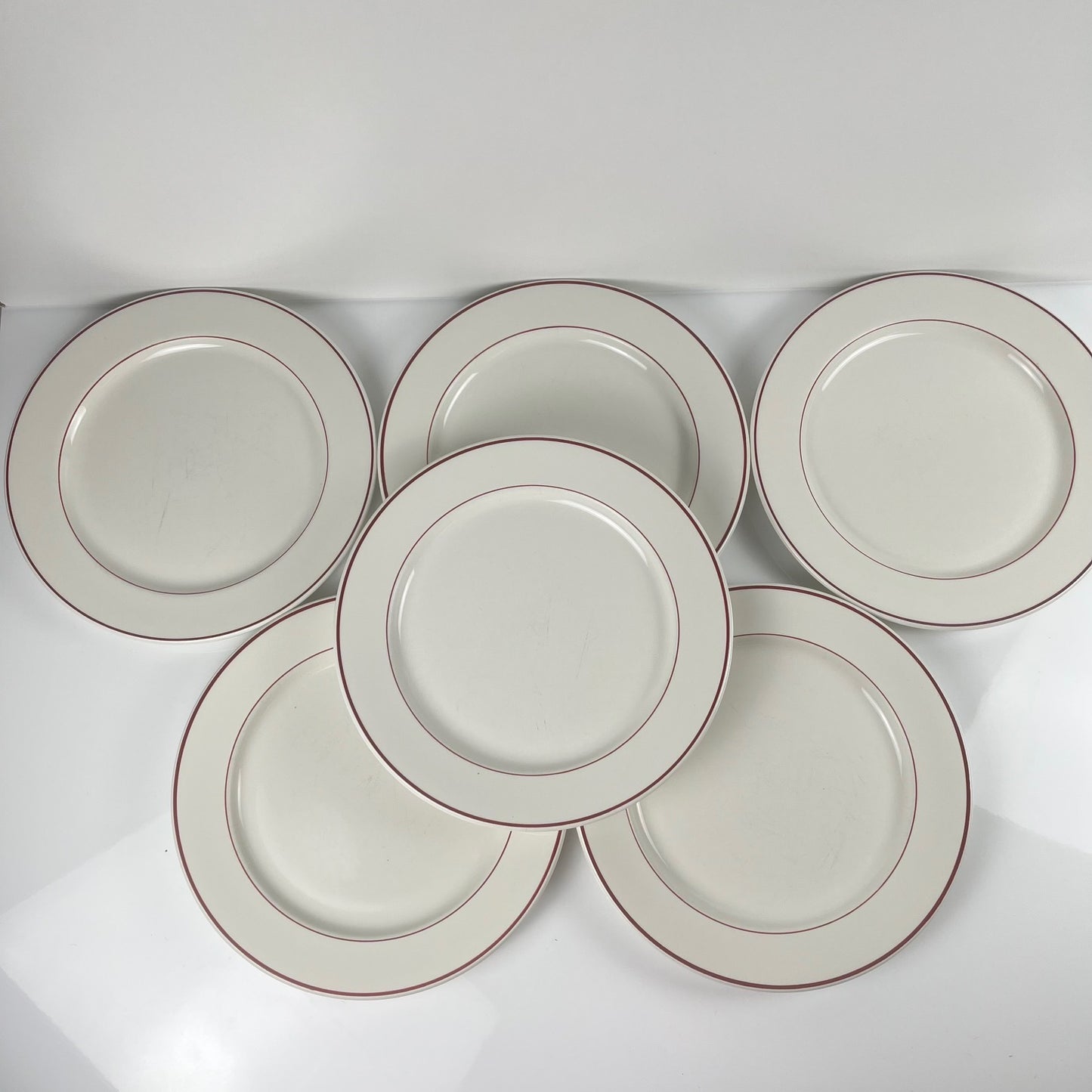 Lot de 6 assiettes plates Villeroy & boch, liseré bordeaux / violet, XXe