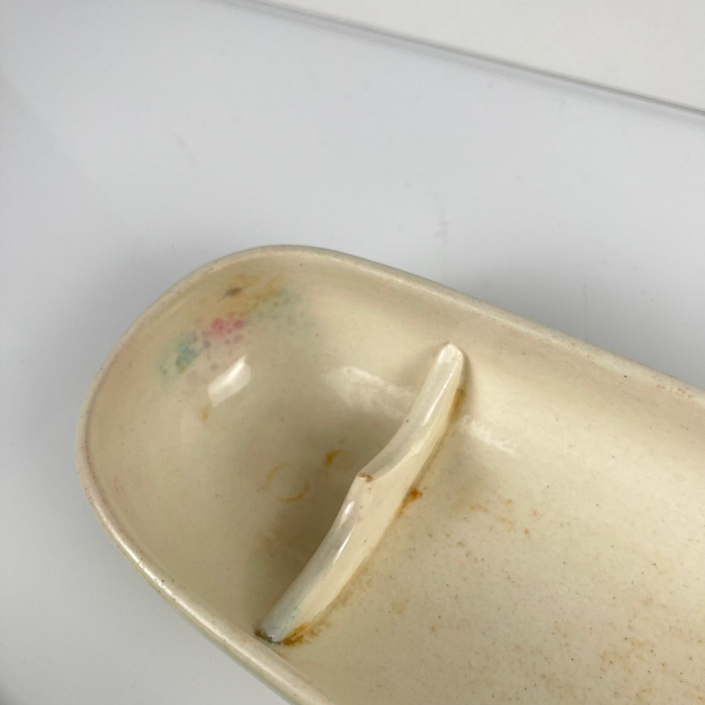 Sarreguemines toilet / soap box, Art Nouveau style, late 19th-early 20th century
