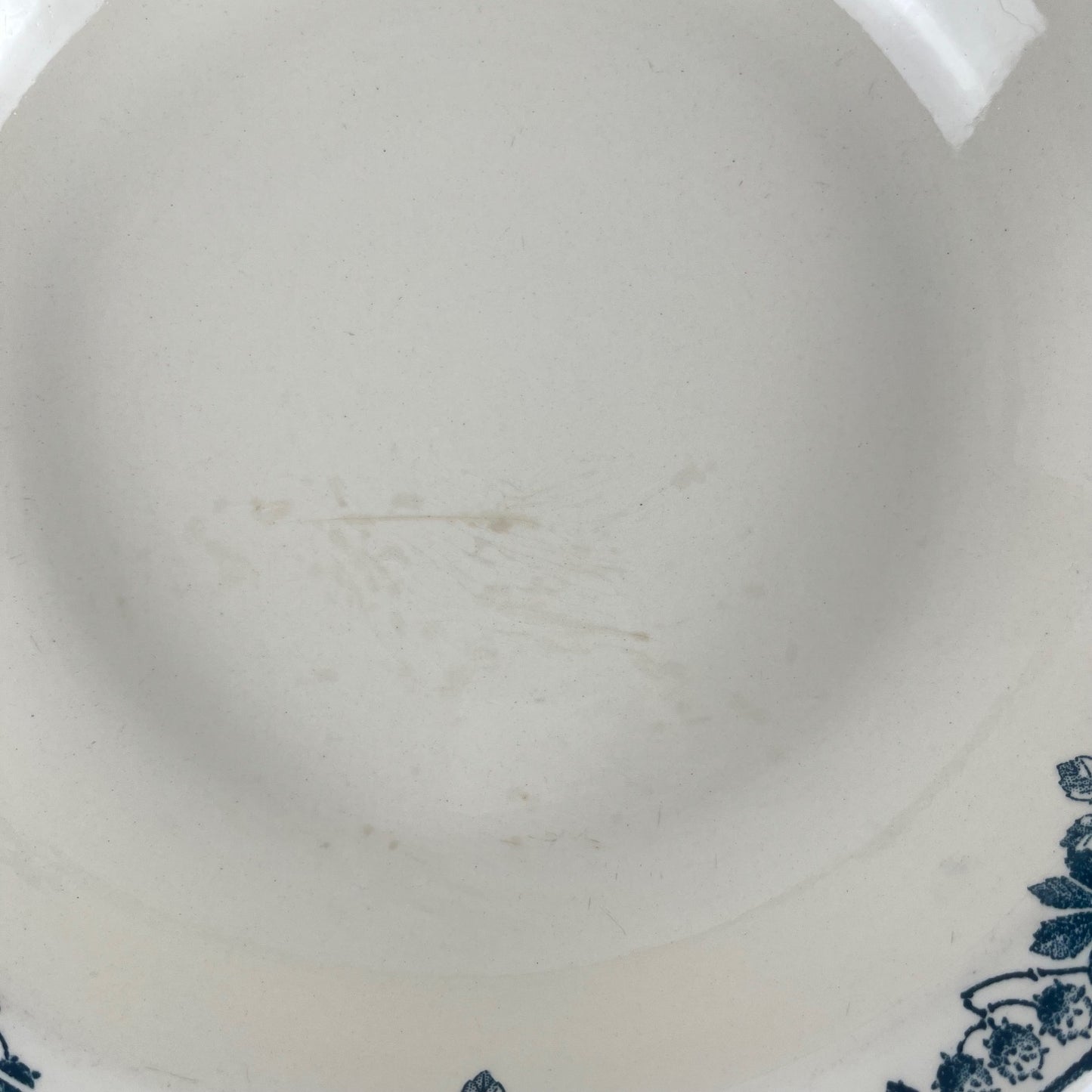 Low bowl, "Tunis" pattern, by Longwy, late 19th c.