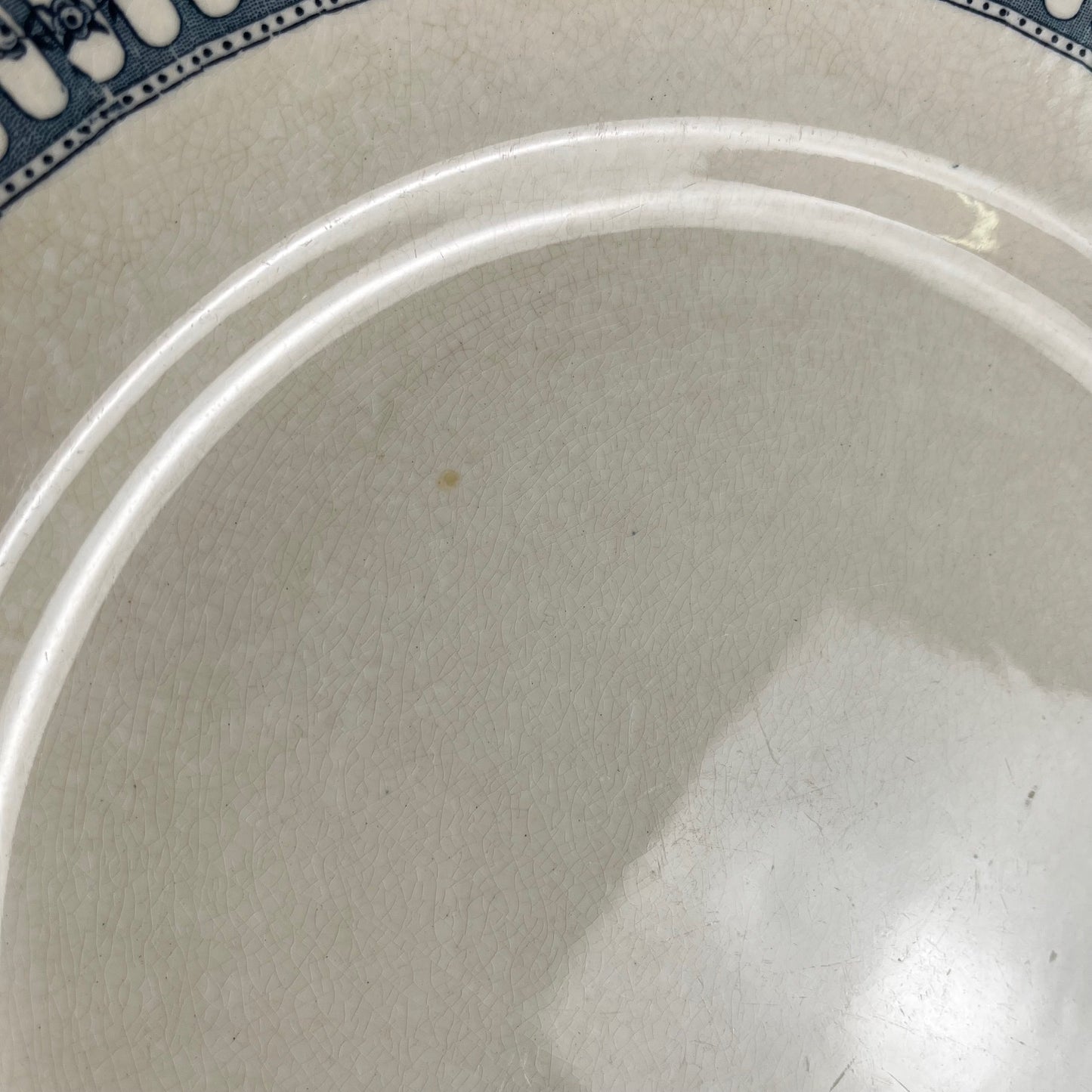 Plat rond terre de fer  Salins , fin XIXe s.- début XXe s.