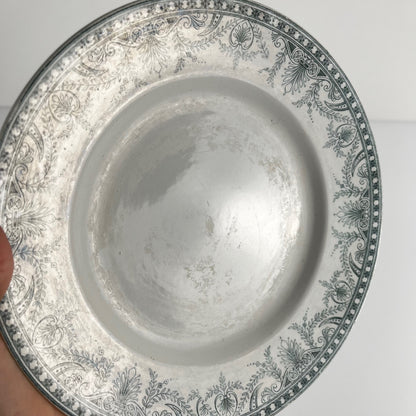 Cake stand, ironstone, "Wilbur" pattern, Moulins des Loups, late 19th - early 20th century.