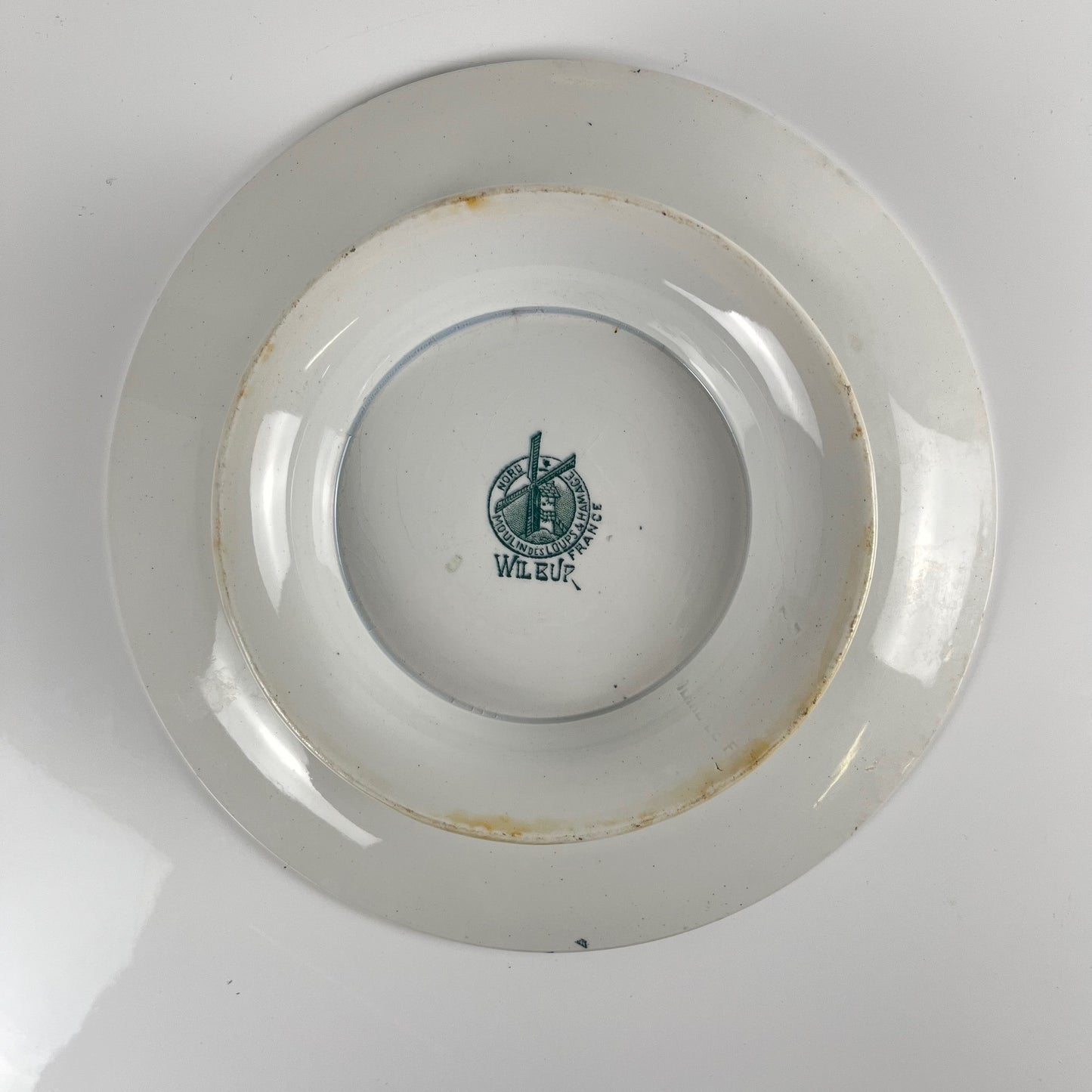 Cake stand, ironstone, "Wilbur" pattern, Moulins des Loups, late 19th - early 20th century.