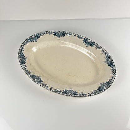 "Tunis" oval dish by Longwy, late 19th century.