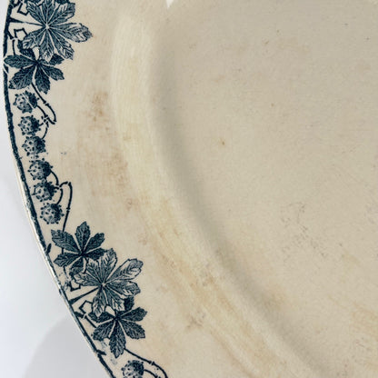 "Tunis" oval dish by Longwy, late 19th century.