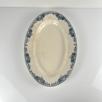 "Tunis" oval dish by Longwy, late 19th century.