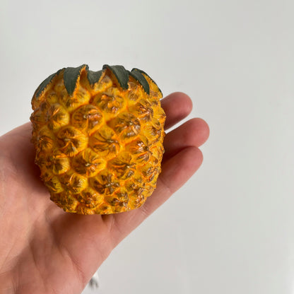 Porte pic et pic apéritif vintage en forme d'ananas, XXe