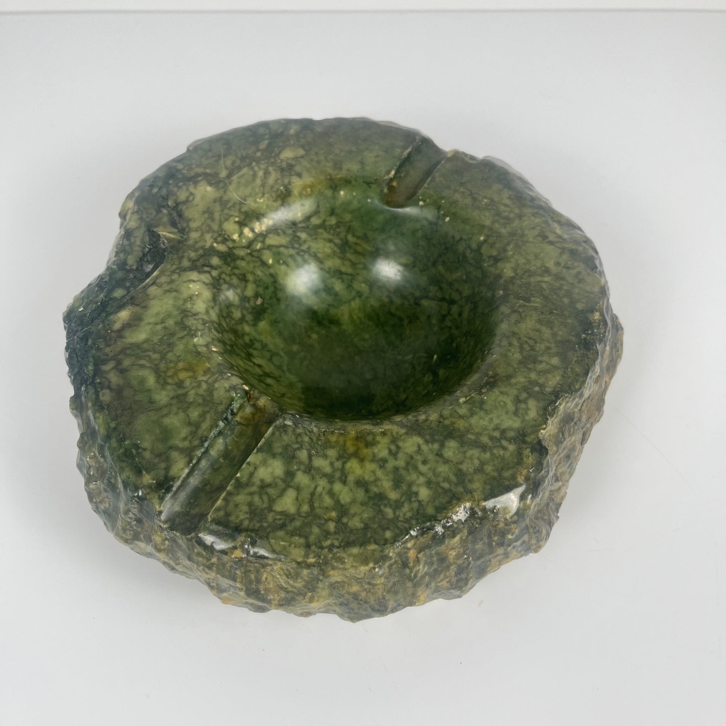Imposant cendrier en albâtre vert, Italie, 1970