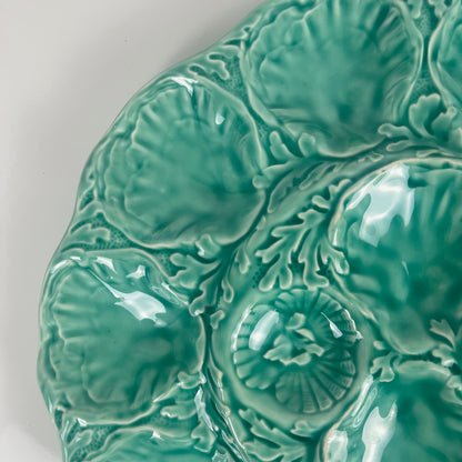 Grand Plat à huitre Gien, barbotine, turquoise, 1960-70