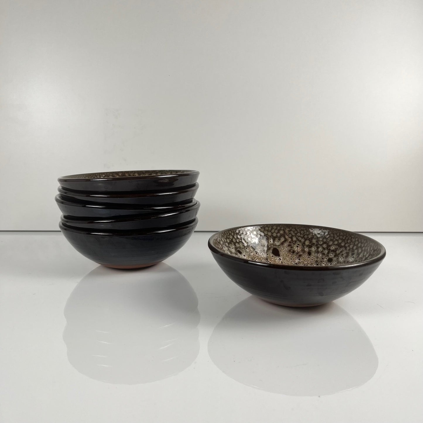 Set of 6 glazed ceramic bowls, Japandi style