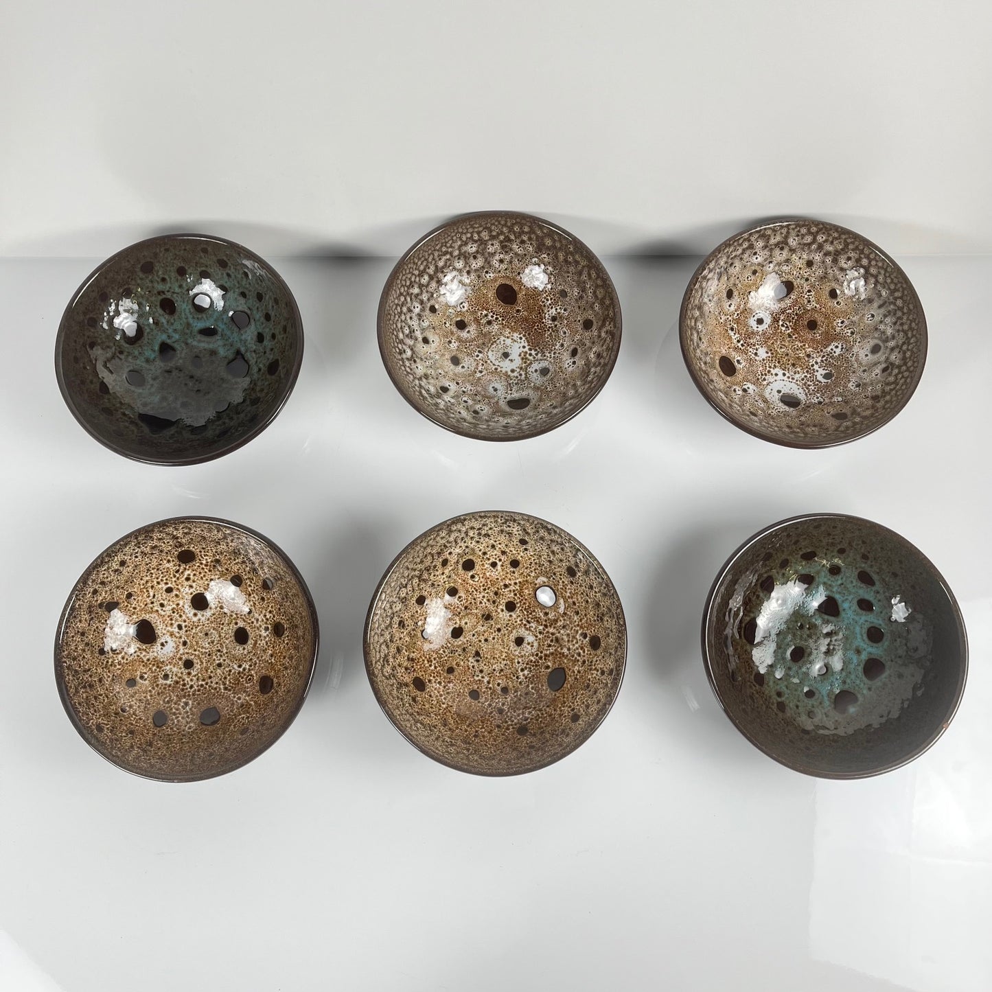 Set of 6 glazed ceramic bowls, Japandi style