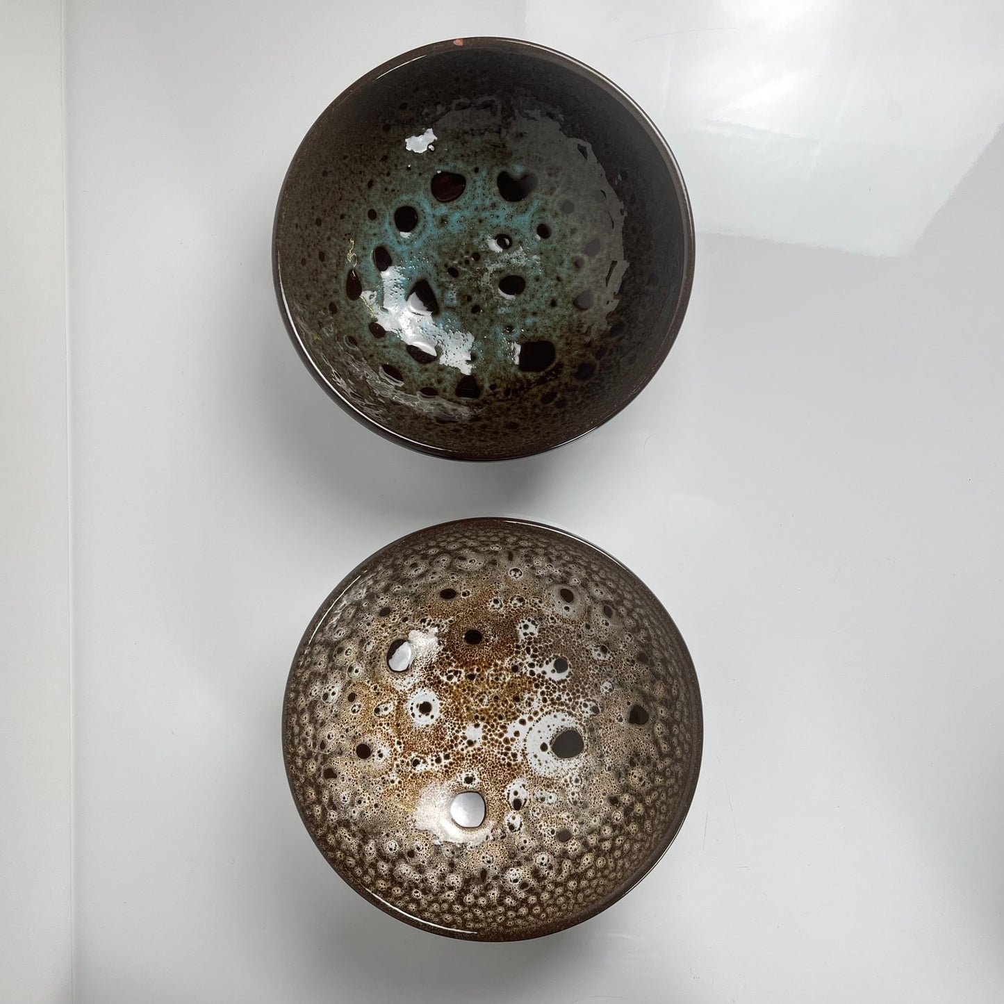 Set of 6 glazed ceramic bowls, Japandi style