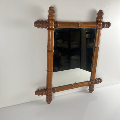 Miroir en bois tourné style bambou, vers 1900-1930
