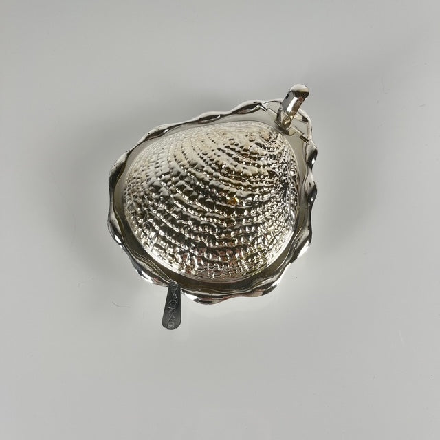 Beurrier vintage en métal "Huitre" et insert en verre, 1970