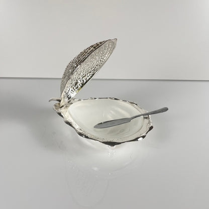 Beurrier vintage en métal "Huitre" et insert en verre, 1970