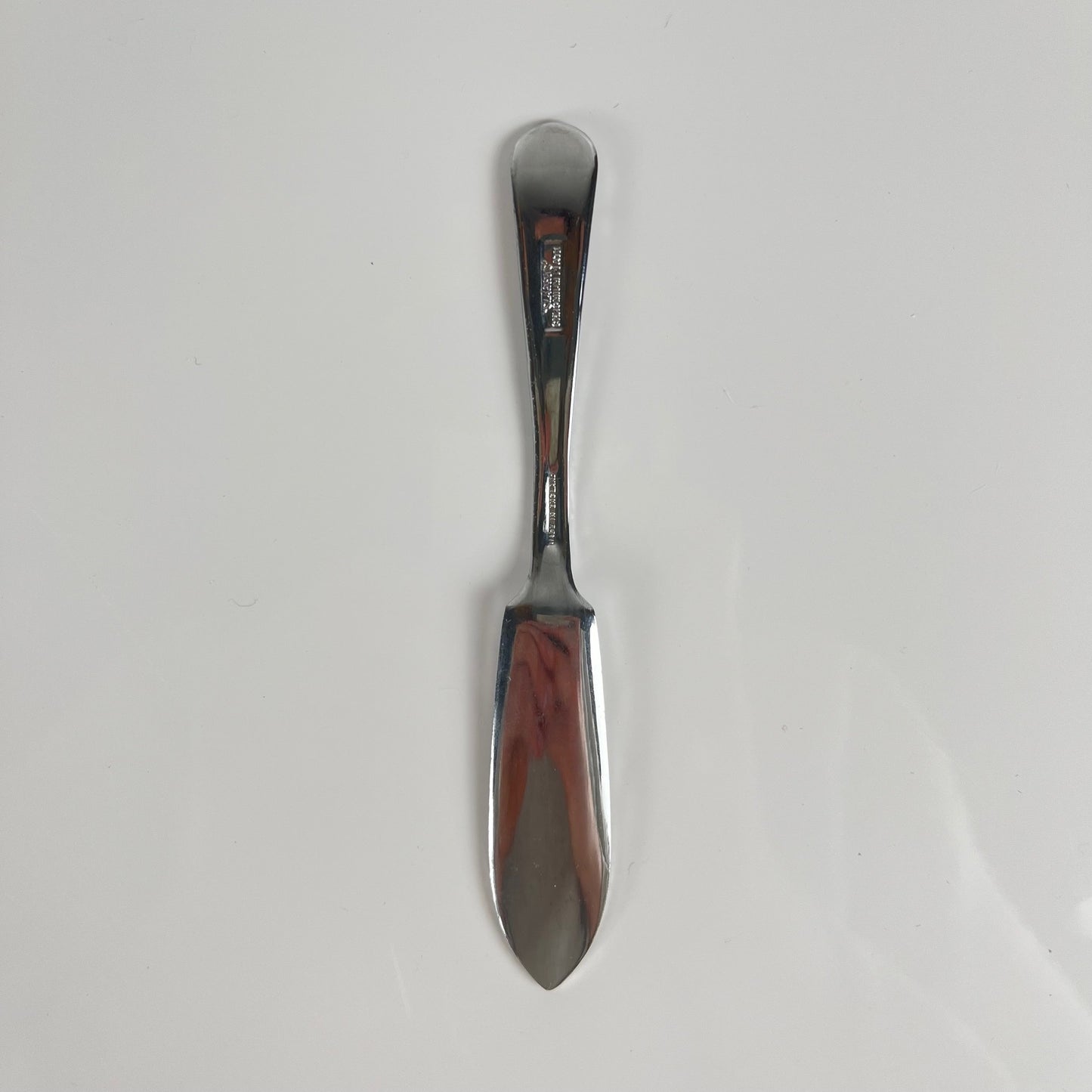 Beurrier vintage en métal "Huitre" et insert en verre, 1970