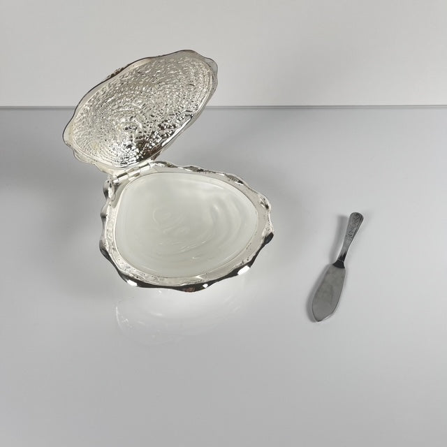 Beurrier vintage en métal "Huitre" et insert en verre, 1970