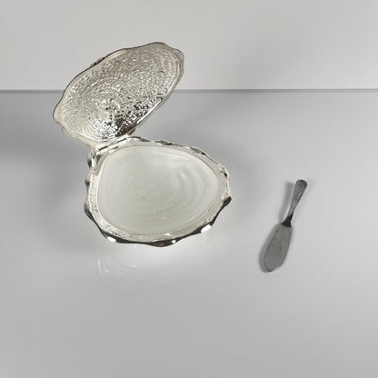 Beurrier vintage en métal "Huitre" et insert en verre, 1970