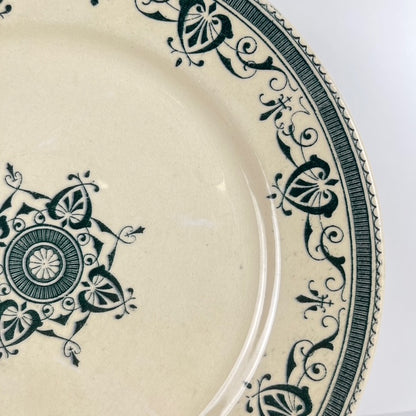 Set de 8 Assiettes à dessert terre de fer "Amiral", Creil & Montereau, vert-bleu, Fin XIXe