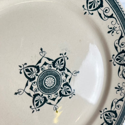 Set de 8 Assiettes à dessert terre de fer "Amiral", Creil & Montereau, vert-bleu, Fin XIXe