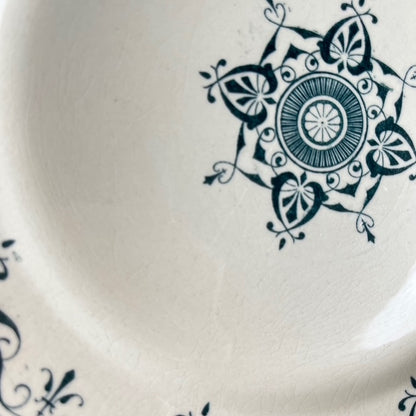 Set de 8 Assiettes à dessert terre de fer "Amiral", Creil & Montereau, vert-bleu, Fin XIXe