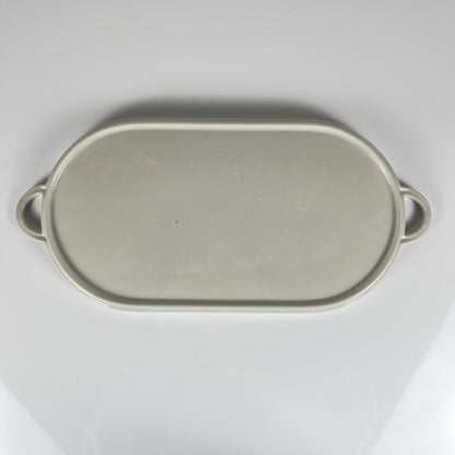 Plat ovale à poignée "Trianon", style Villeroy & Boch