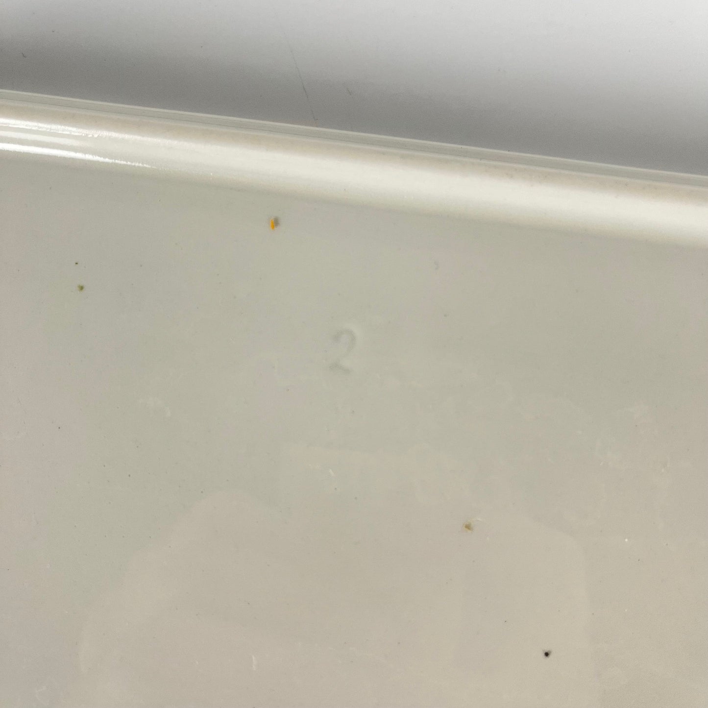 Plat ovale à poignée "Trianon", style Villeroy & Boch