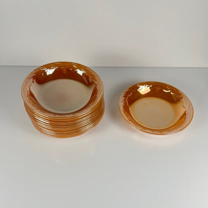 Important service Fire-King Peach Lustre "Feuille de laurier" pour 12 pers., Anchor Hocking , USA, années 50