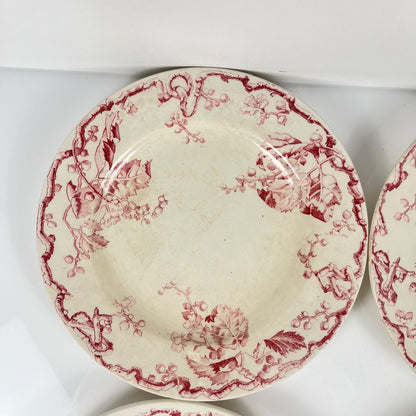 Set de 4 assiettes plates KG Lunéville Terre de fer, " Fontainebleau" , rose, XIXe siècle