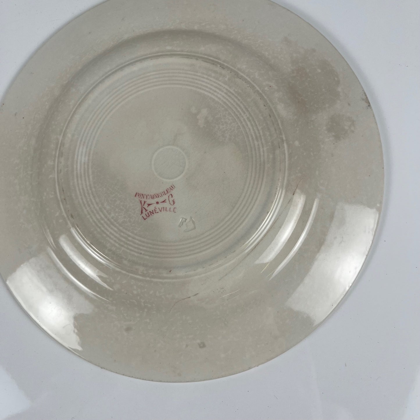 Set de 4 assiettes plates KG Lunéville Terre de fer, " Fontainebleau" , rose, XIXe siècle