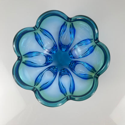 Murano glass bowl / large vide poche, flower shape, green-blue gradient, 1960s