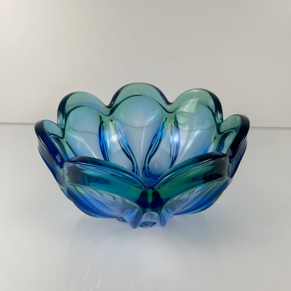 Murano glass bowl / large vide poche, flower shape, green-blue gradient, 1960s