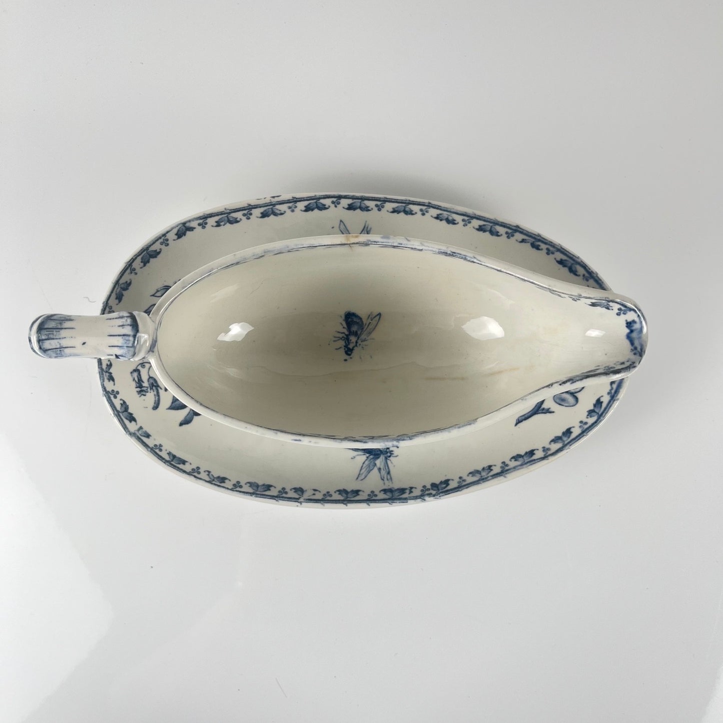 Saucière Terre de fer "Carmen",  Sarreguemines, bleu , 1875-1900