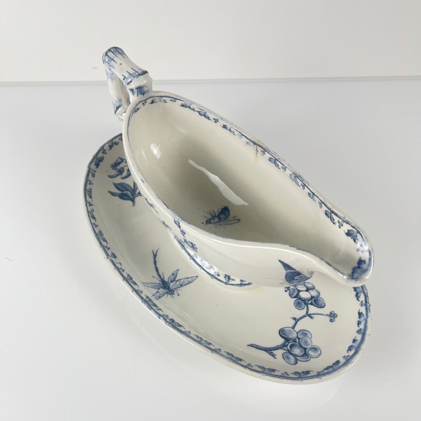 Saucière Terre de fer "Carmen",  Sarreguemines, bleu , 1875-1900