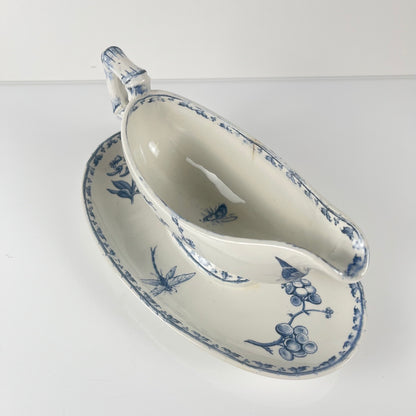 Saucière Terre de fer "Carmen",  Sarreguemines, bleu , 1875-1900
