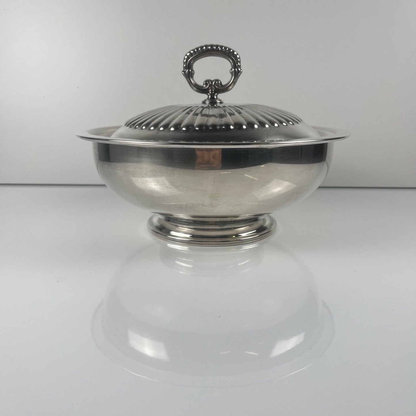 Légumier / soupière italienne en métal argenté, PM Italie, vers 1960-1980