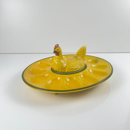 Assiette / présentoir à oeuf en céramique jaune et poule, XXème s.