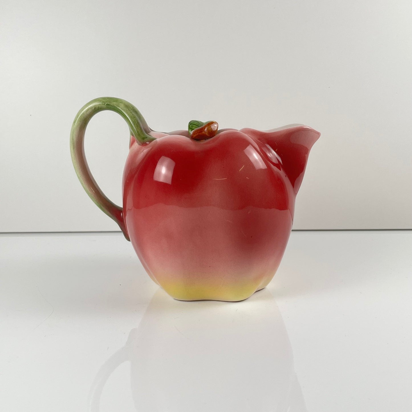 Barbotine pitcher in the shape of an apple, 1960s/70s