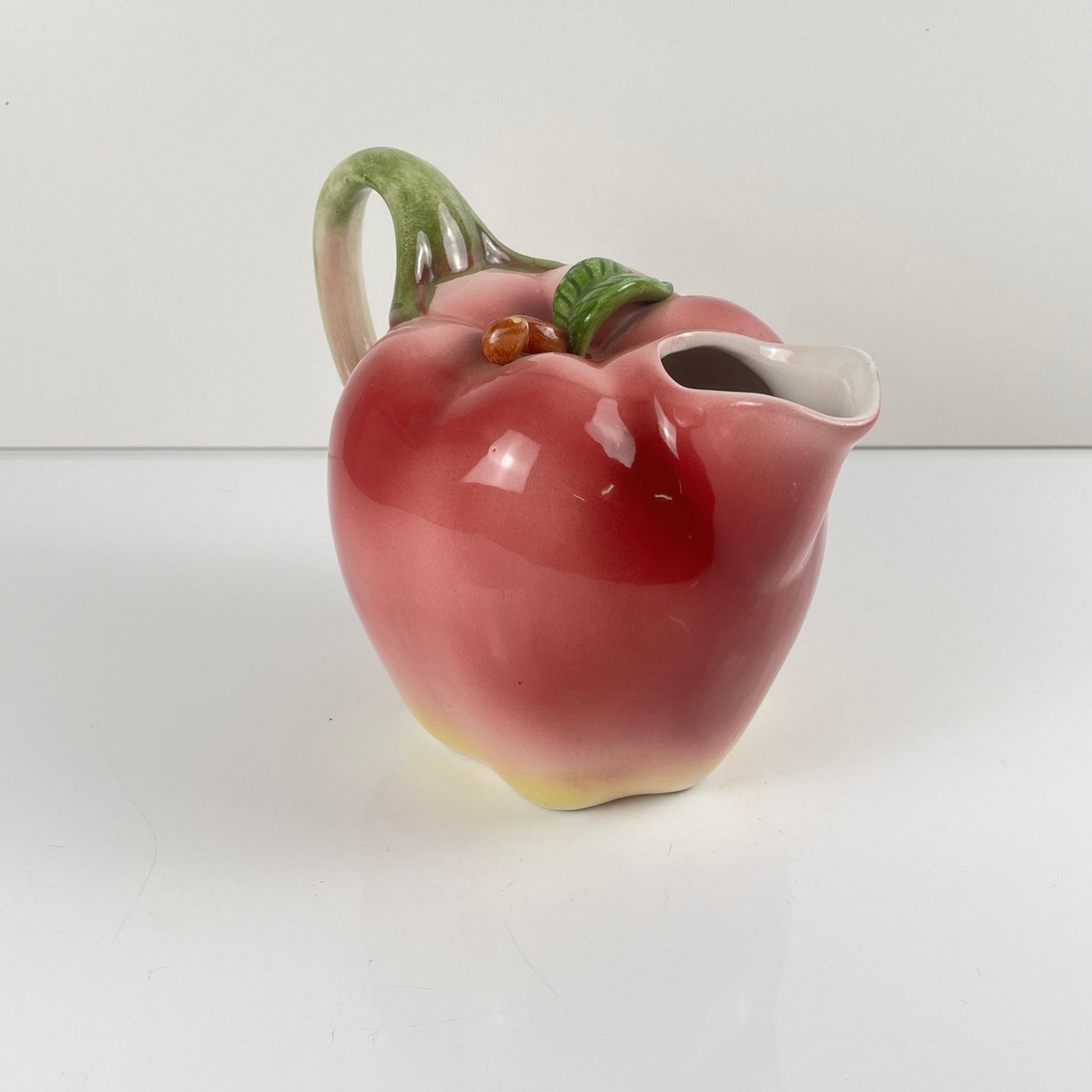 Barbotine pitcher in the shape of an apple, 1960s/70s