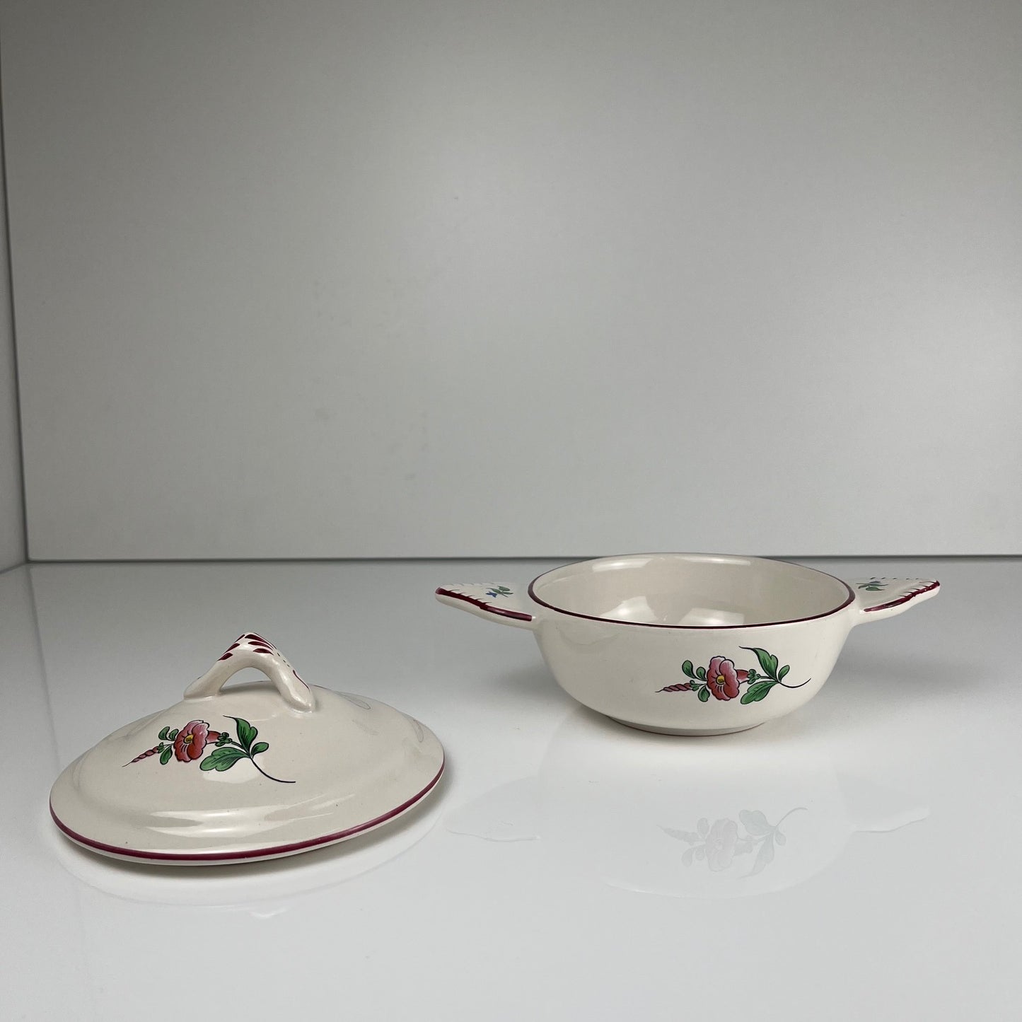 Rare Bol avec oreille et couvercle KG Luneville – modèle Réverbère
